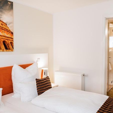 Hotel Gut Landscheid Burscheid Eksteriør bilde