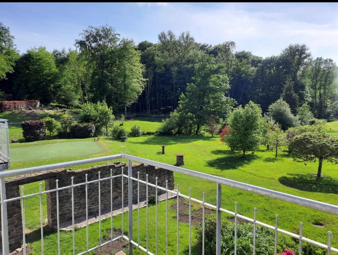 Hotel Gut Landscheid Burscheid Eksteriør bilde
